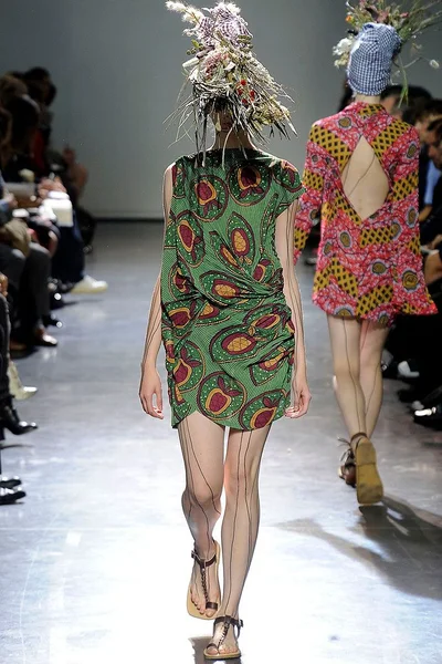 Look 26